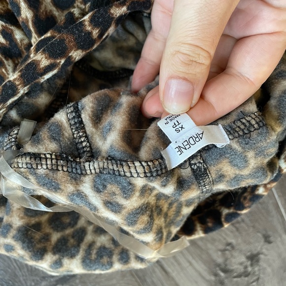 Ardene leopard print bunny hug - Picture 3 of 3